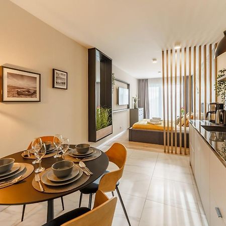 Апартаменти Perlowa Przystan Rent - Classic Gold & Silver Колобжег Екстер'єр фото