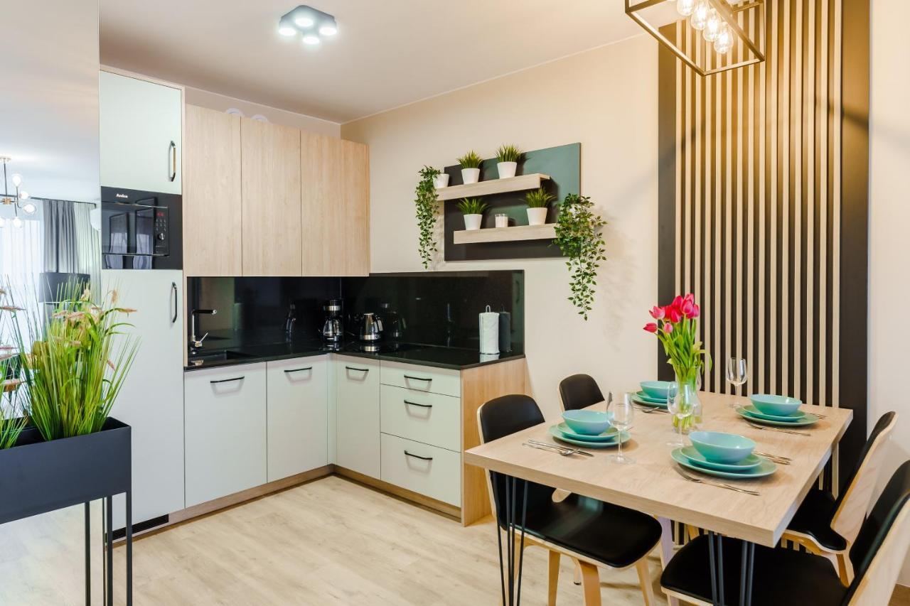 Апартаменти Perlowa Przystan Rent - Classic Gold & Silver Колобжег Екстер'єр фото