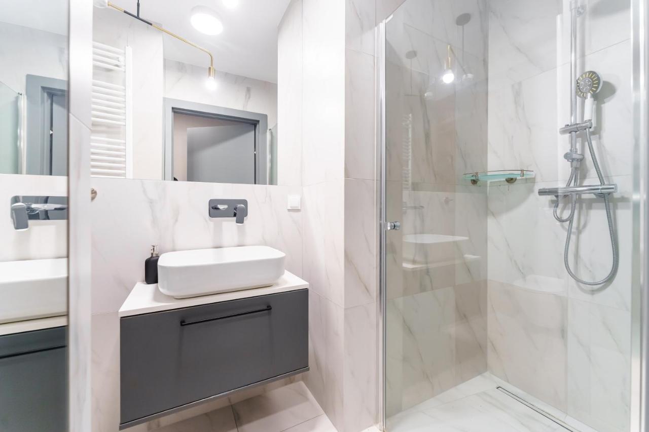 Апартаменти Perlowa Przystan Rent - Classic Gold & Silver Колобжег Екстер'єр фото