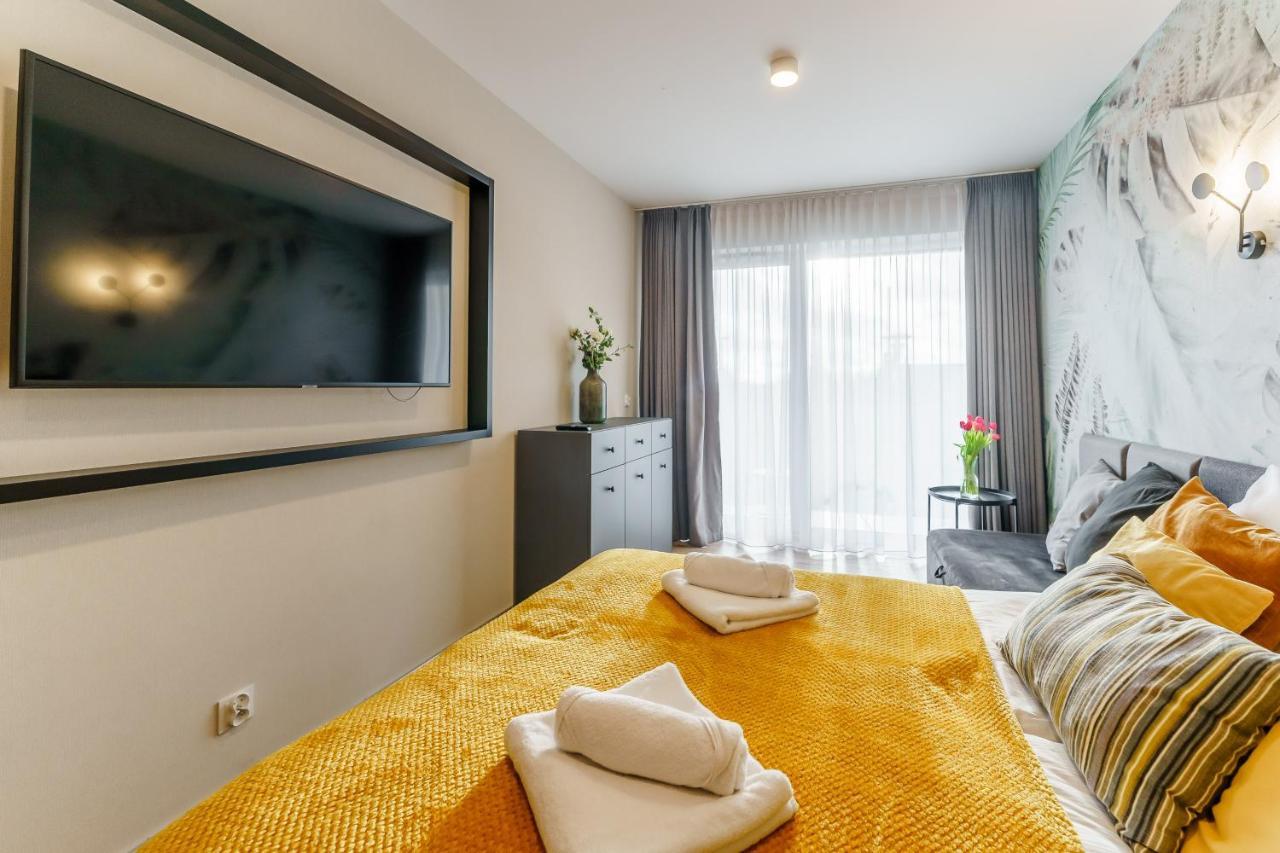 Апартаменти Perlowa Przystan Rent - Classic Gold & Silver Колобжег Екстер'єр фото