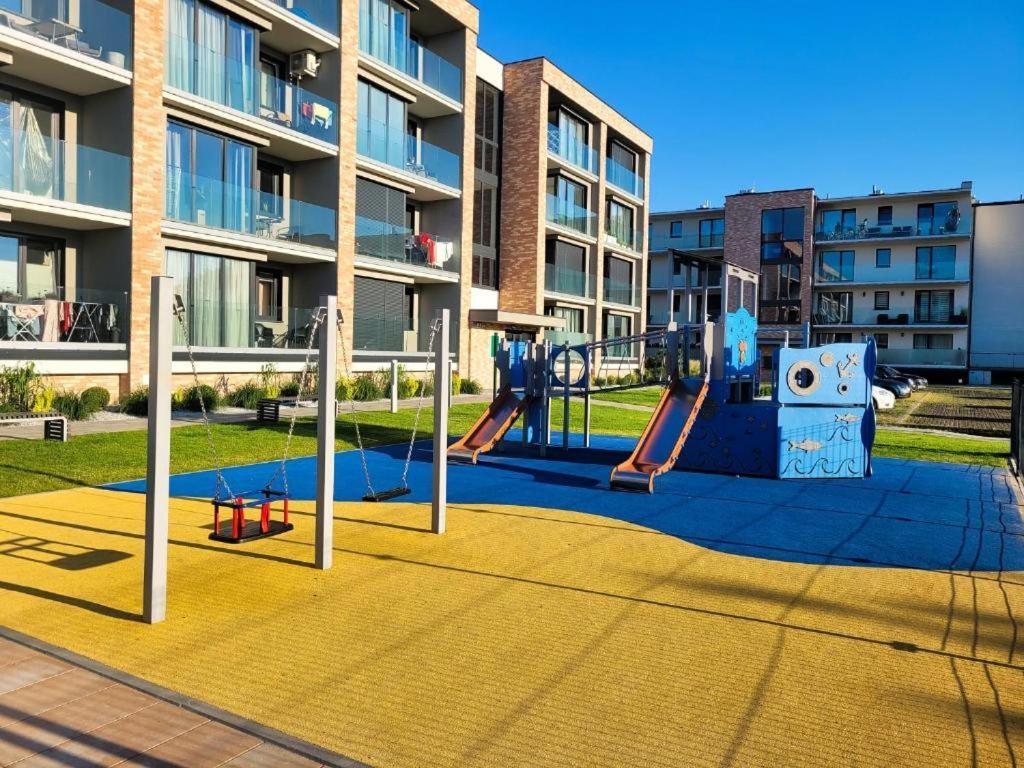 Апартаменти Perlowa Przystan Rent - Classic Gold & Silver Колобжег Екстер'єр фото